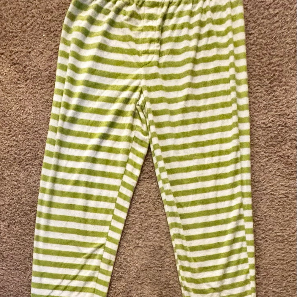 Grinch brand Men’s fleece lounge pants Grinch pants style Like new condition